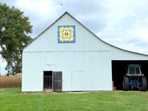 Cecil Harms/Cheryl Sparks – 19659 Highway P, Ionia Barn Quilt Trail 